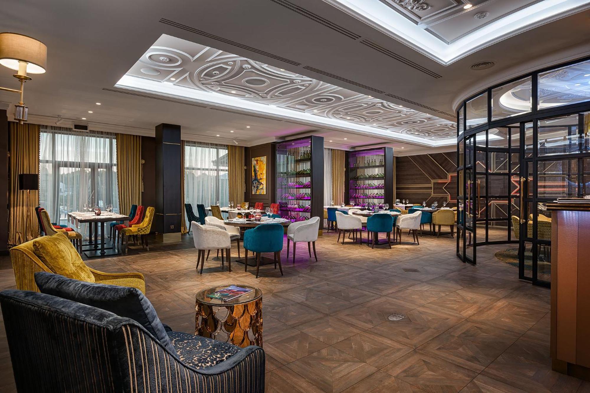 Equides Club Hotel Lesniki Buitenkant foto